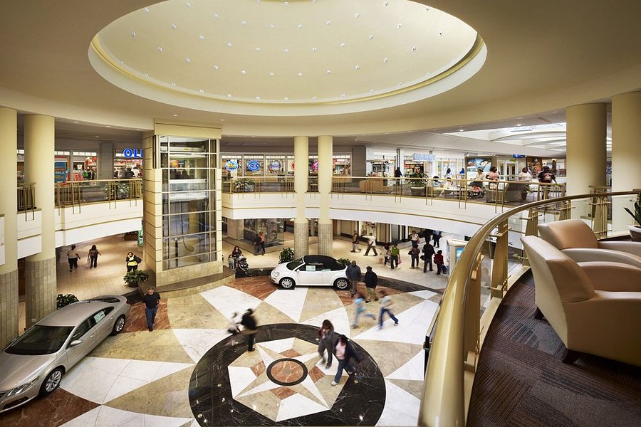 Livingston Mall image