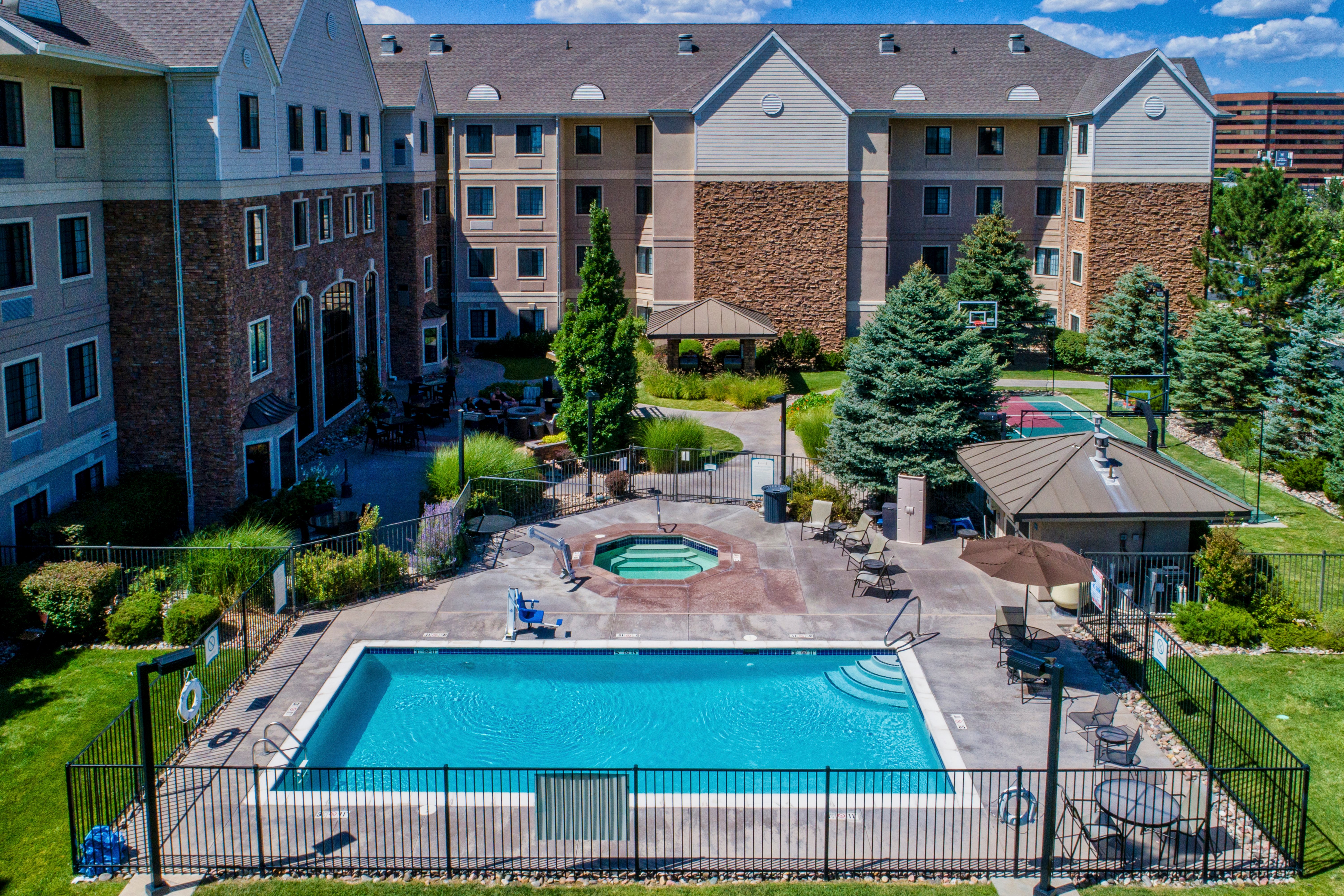 STAYBRIDGE SUITES DENVER CHERRY CREEK AN IHG HOTEL Prezzi E   Take A Dip In Our Outdoor 