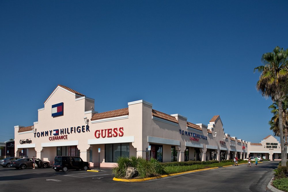 Como é a loja da TOMMY HILFIGER OUTLET em Orlando