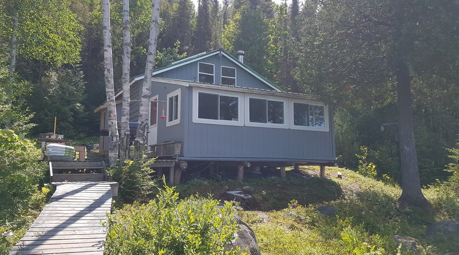 The "S" camp (private 2 bedroom waterfront gem!)