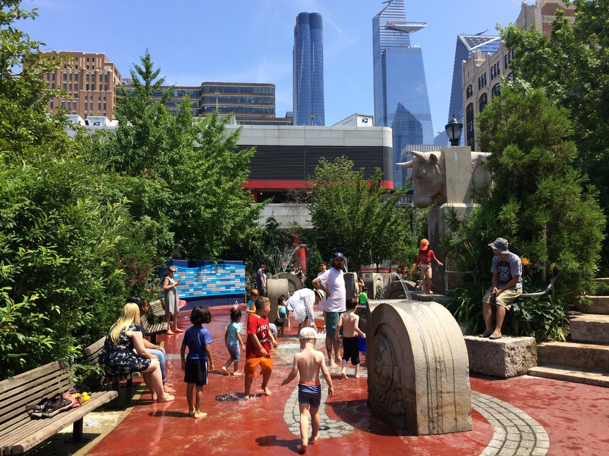 Chelsea Waterside Dog Park