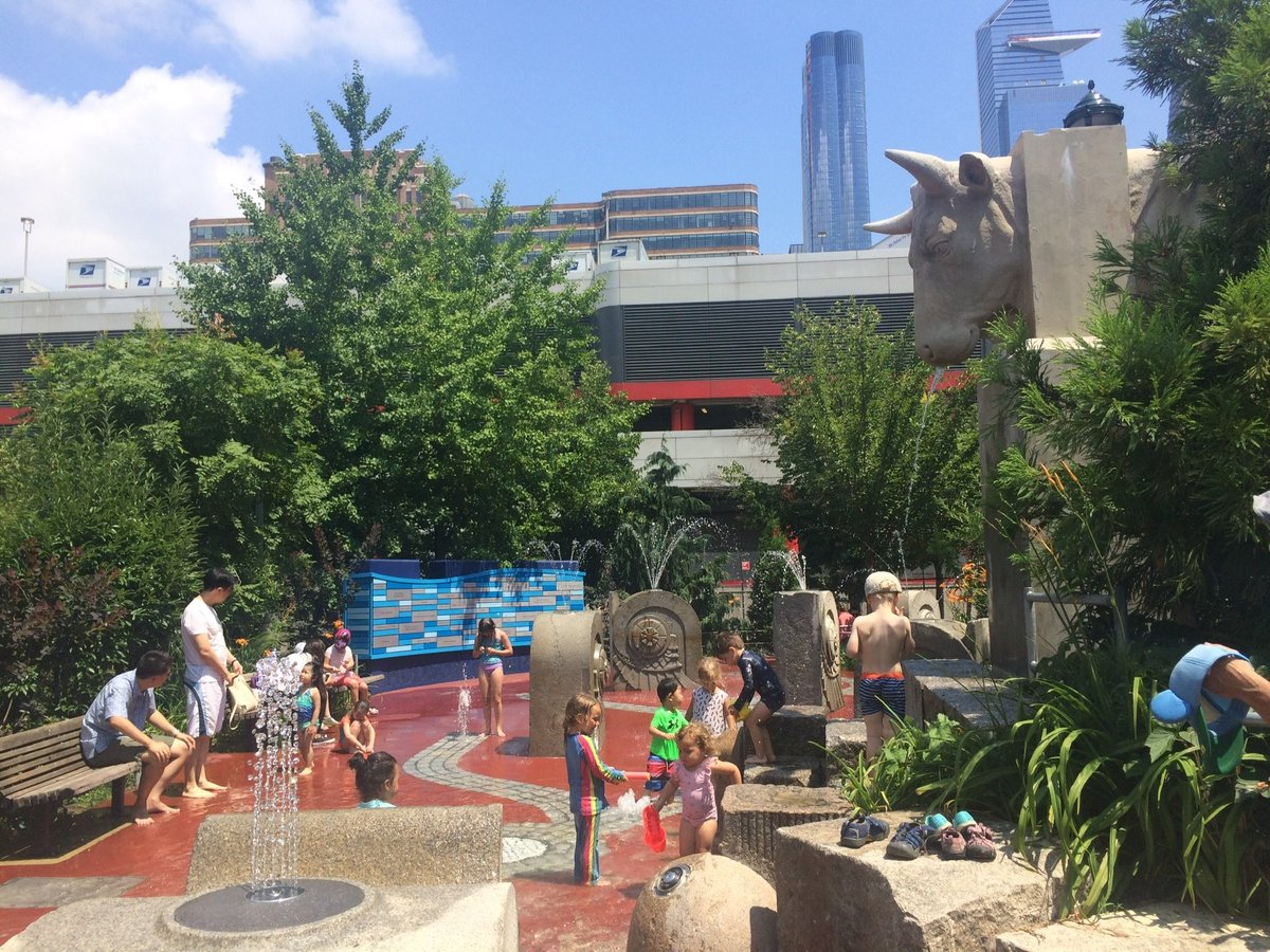 Chelsea Waterside Dog Park