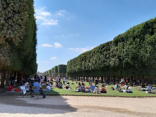 free gardens to visit in paris