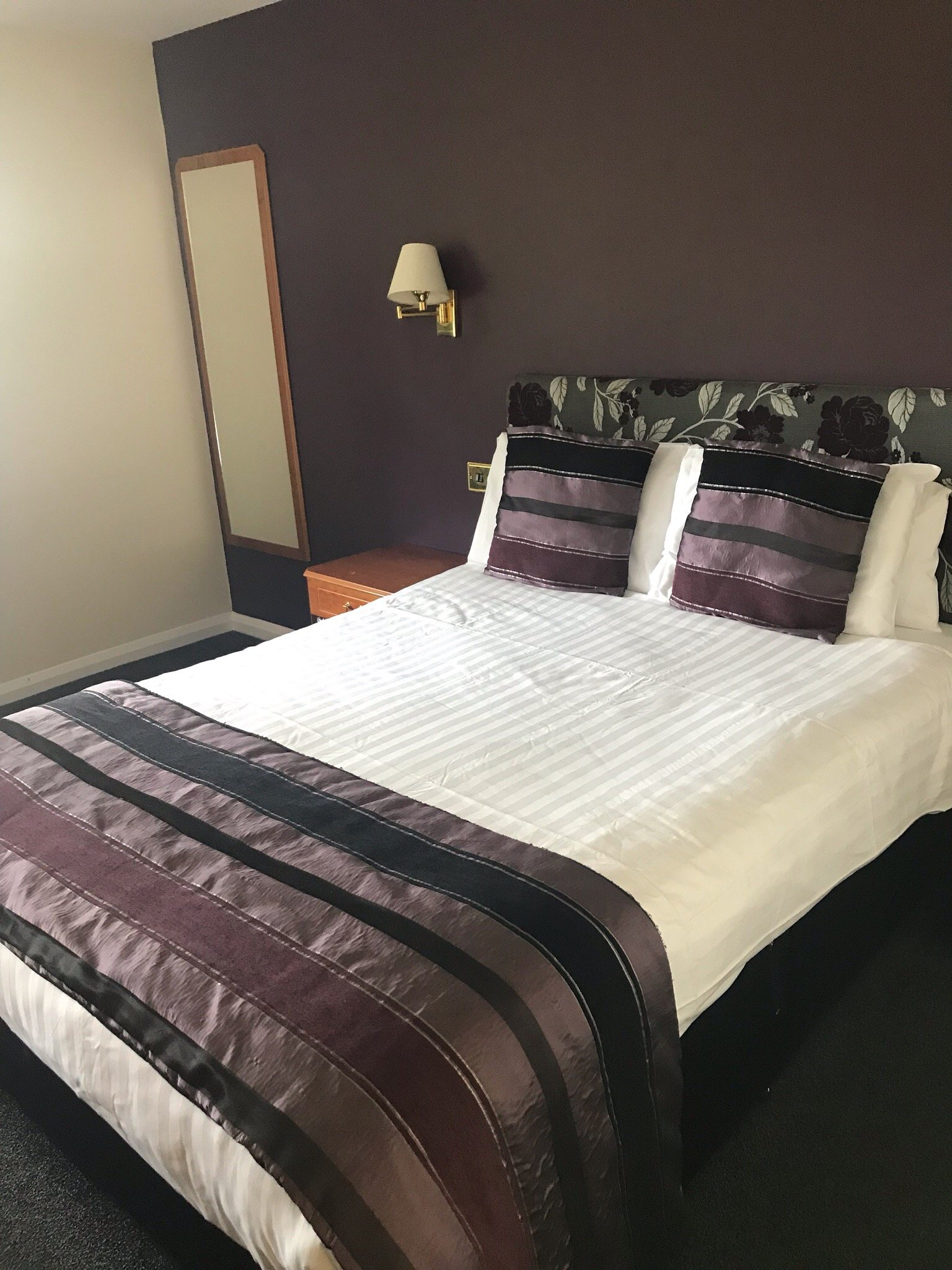 TONTINE HOTEL - Updated 2022 Reviews (Greenock)