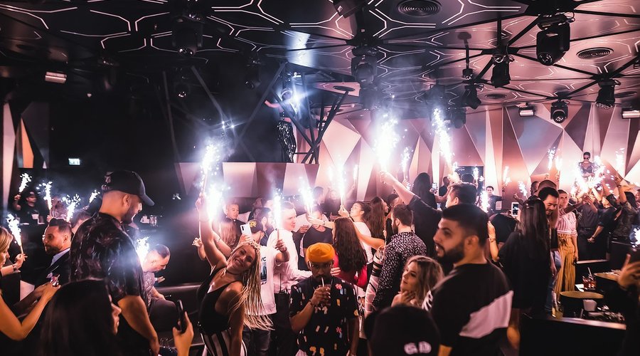 Mantis Dubai  - Fabulous Nightlife Experience