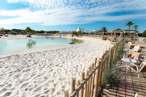 Piscine et plage