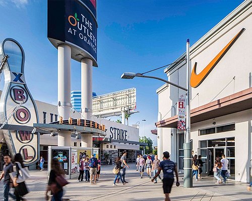 13 Best Malls in Southern California for 2023 (By a Local