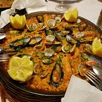 Paella Marinera
Seafood Paella