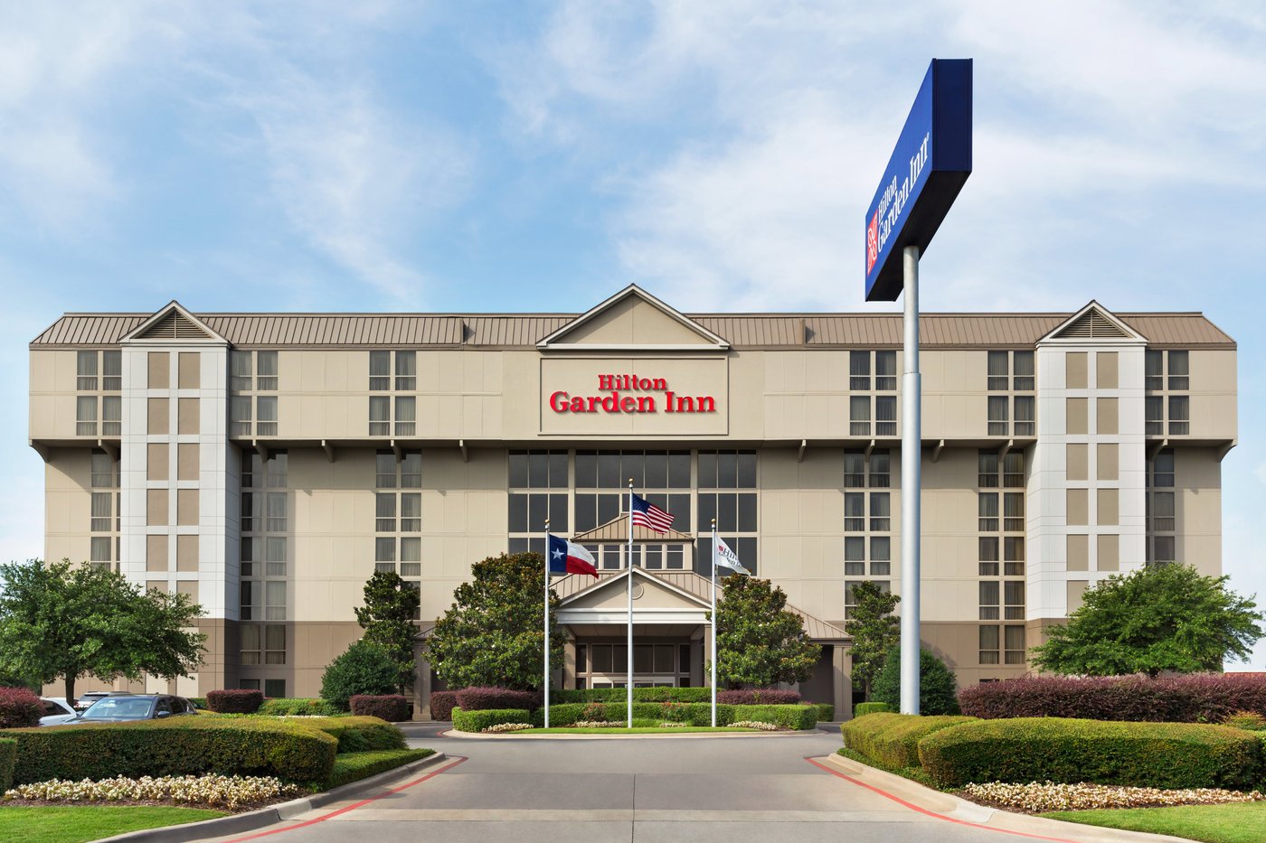 HILTON GARDEN INN DALLAS/MARKET CENTER Updated 2025 Prices & Hotel Reviews (TX)