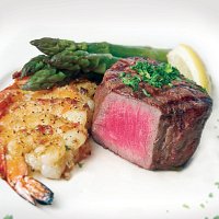 Grilled Filet with Grilled Shrimp and Steamed Asparagus