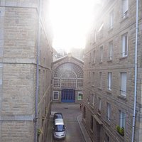 La halle aux blés de Saint-Malo vue depuis les remparts