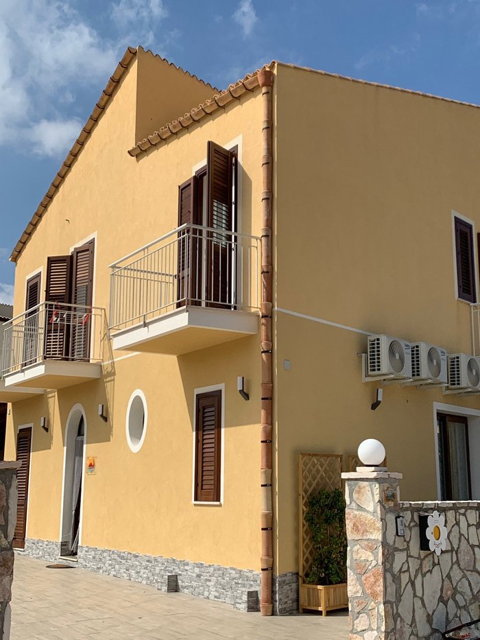 B&B DOVE SORGE IL SOLE - Prices & Hotel Reviews (Cornino, Italy)