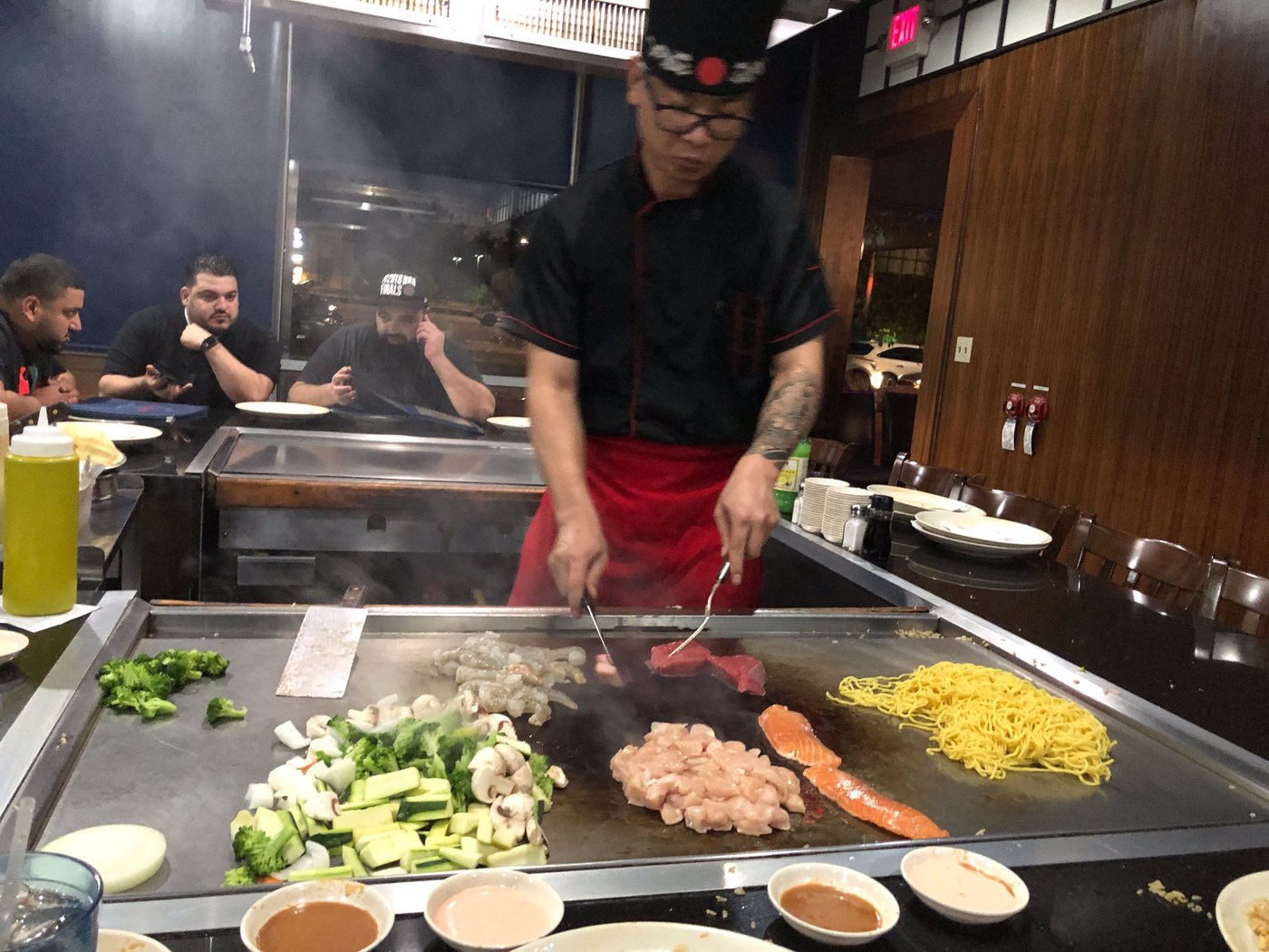 Samurai Sushi and Hibachi, 스트롱스빌 - 레스토랑 리뷰 - 트립어드바이저