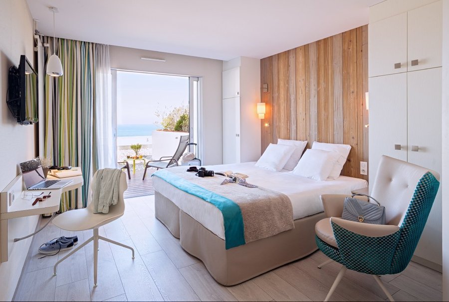 HOTEL DE LA BAIE - THALASSO PREVITHAL HK$873 (H̶K̶$̶9̶6̶7̶) - Updated ...