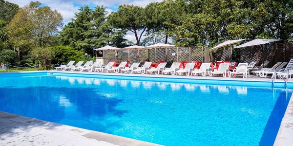 Quality Hotel Rouge Et Noir Roma Pool Fotos Und Bewertungen Tripadvisor