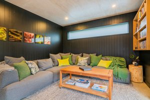 Room & Suite