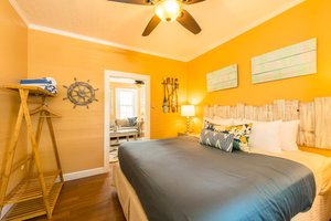 Room & Suite