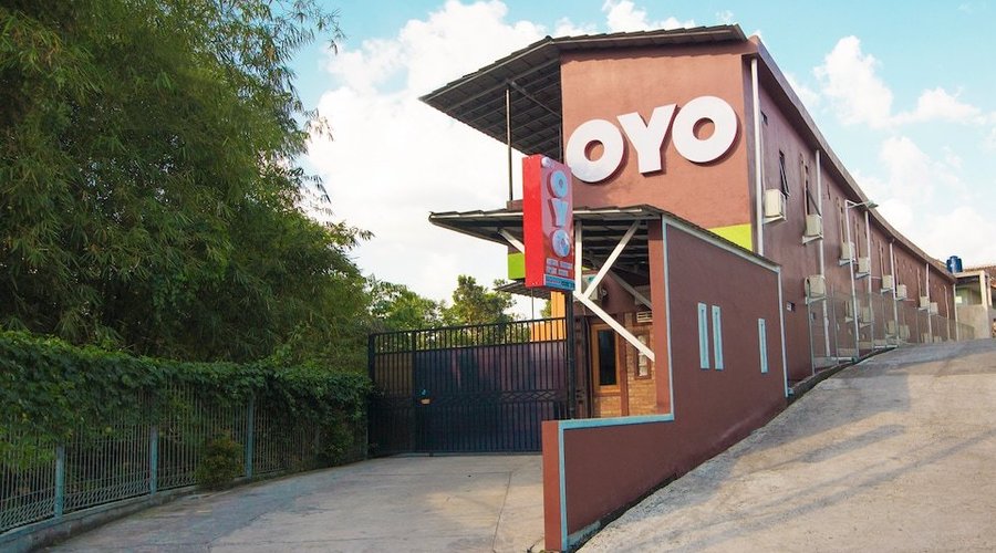 OYO 952 Annisa Syariah Guest House (Banguntapan) - 호텔 리뷰