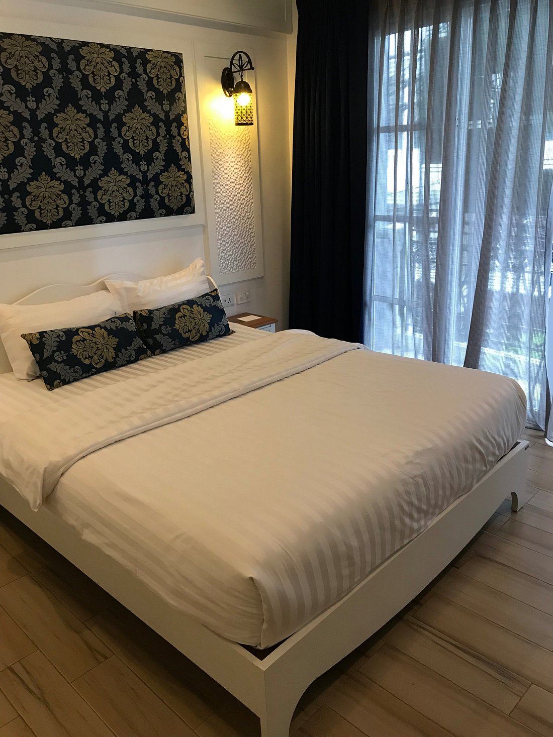 White Ivory Bed &amp; Breakfast, hotel in Bangkok