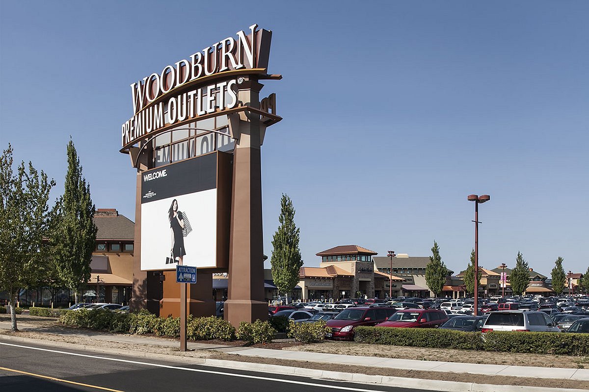 Woodburn Premium Outlets ATUALIZADO 2023 O que saber antes de ir