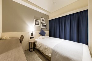 Room & Suite