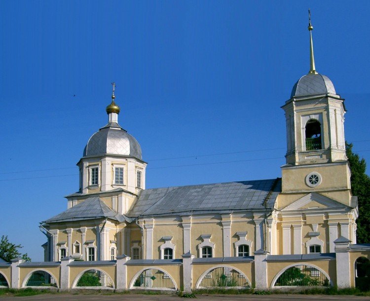 Дмитровск. Храм Дмитрия Солунского Дмитровск. Храм Димитрия Солунского Дмитровск Орловский. Храм Дмитрия Солунского Орловская область. Церкви в Дмитровске Орловском.