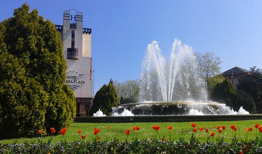 Fachada- Plaza Pío XII 