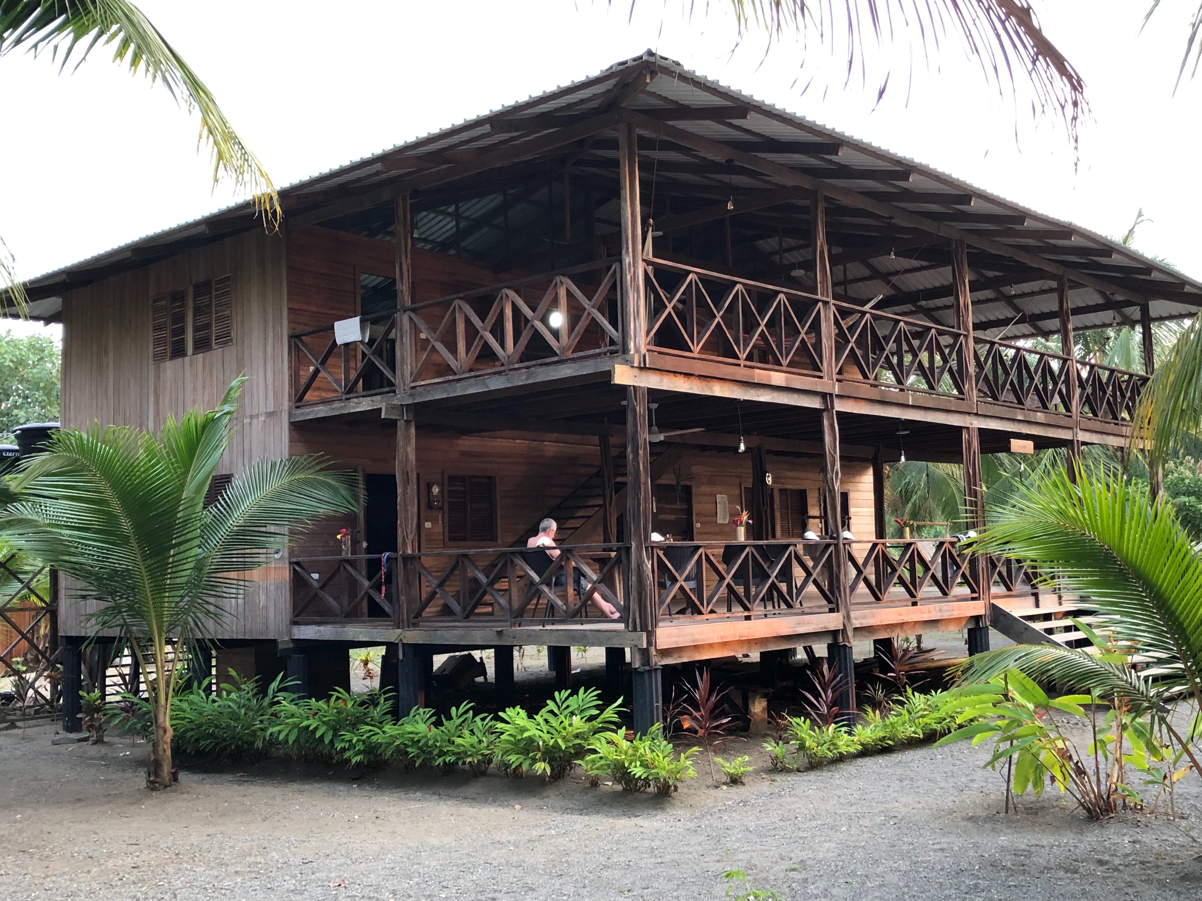 CABANE KIRITA - Prices & Inn Reviews (Bahia Solano, Colombia)