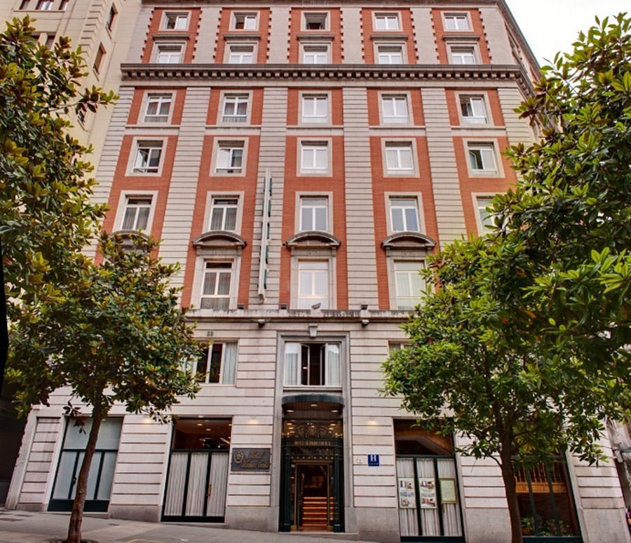 Hotel Hernán Cortés, hotel en Gijón