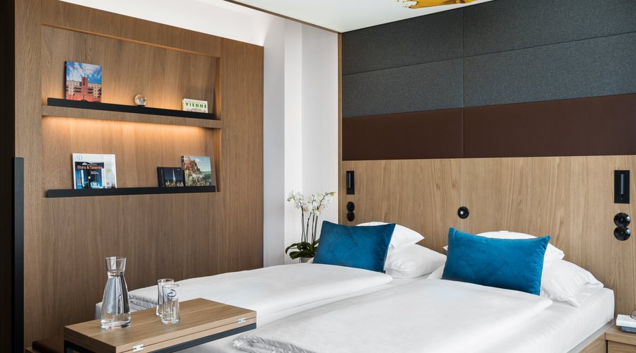 TERRACE Room