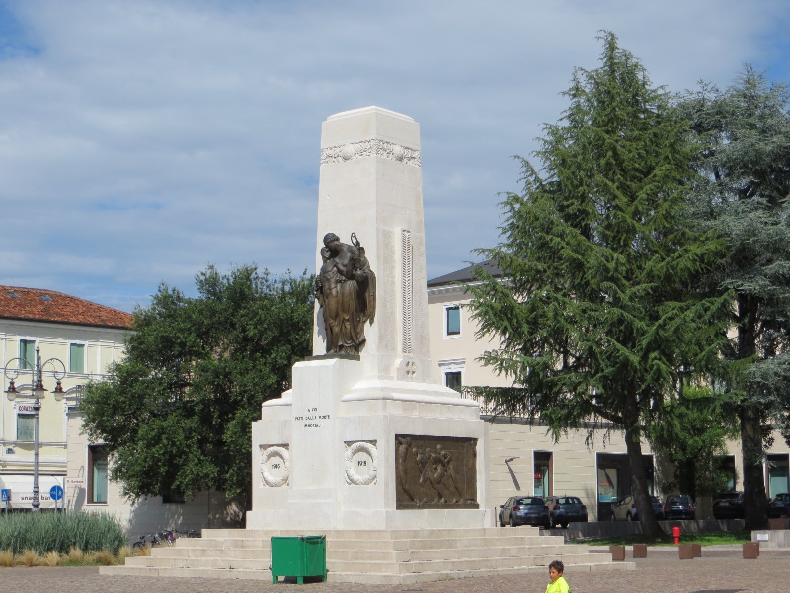 Monumento Ai Caduti Della I Guerra Mondiale (Montebelluna) - 2022 Alles ...