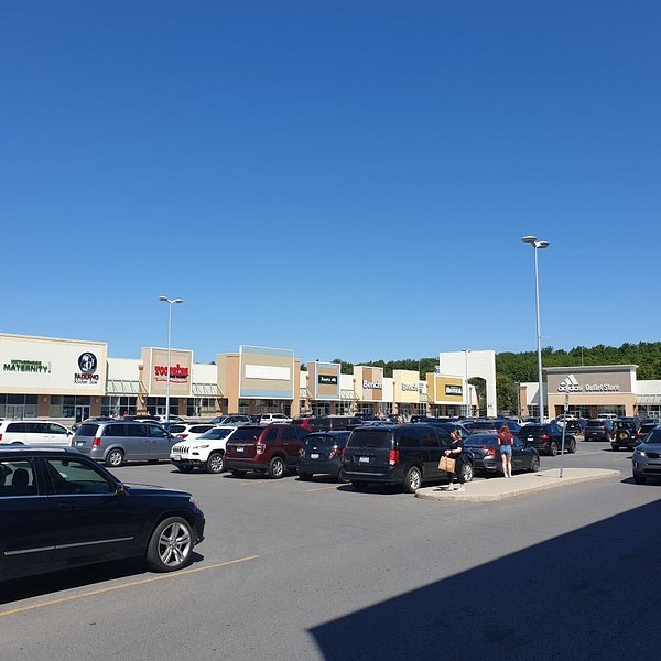 bmo kingston cataraqui town centre hours