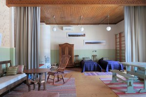 Room & Suite