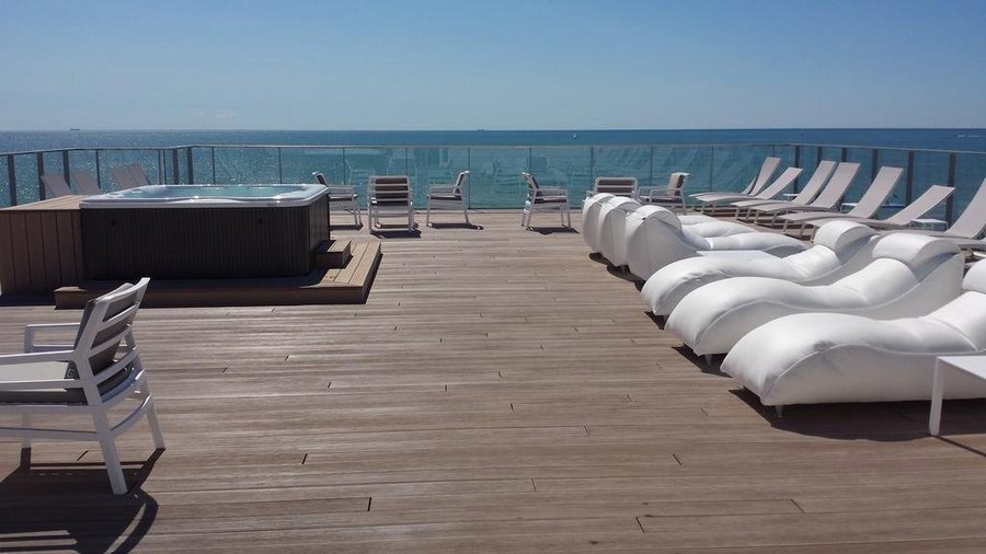 Terrazza Solarium Panoramica con Idromassaggio