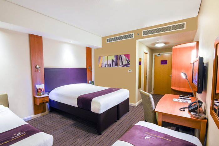 premier inn dubai international airport hotel reviews