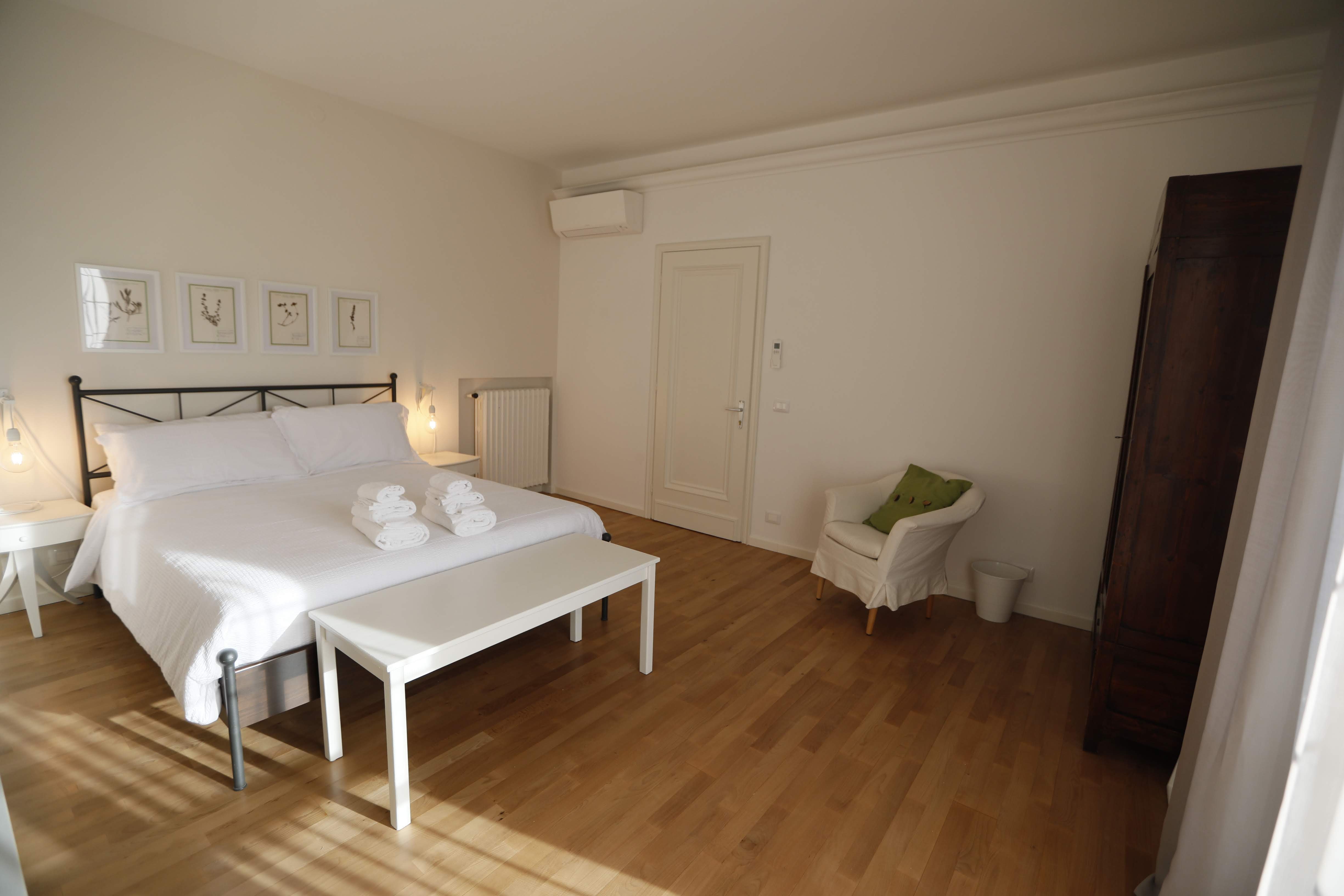 B&BPISACANE61 B&B (Modena) - Prezzi E Recensioni 2024