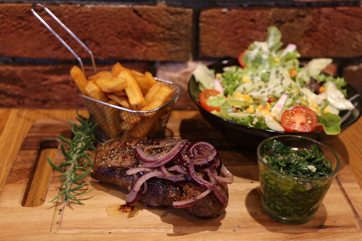 main-course-food-truck-dietzenbach-menu-prezzo-ristorante
