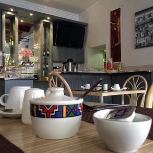 Parliament Hotel in Cape Town Central, image may contain: Dorm Room, Furniture, Desk, Wood