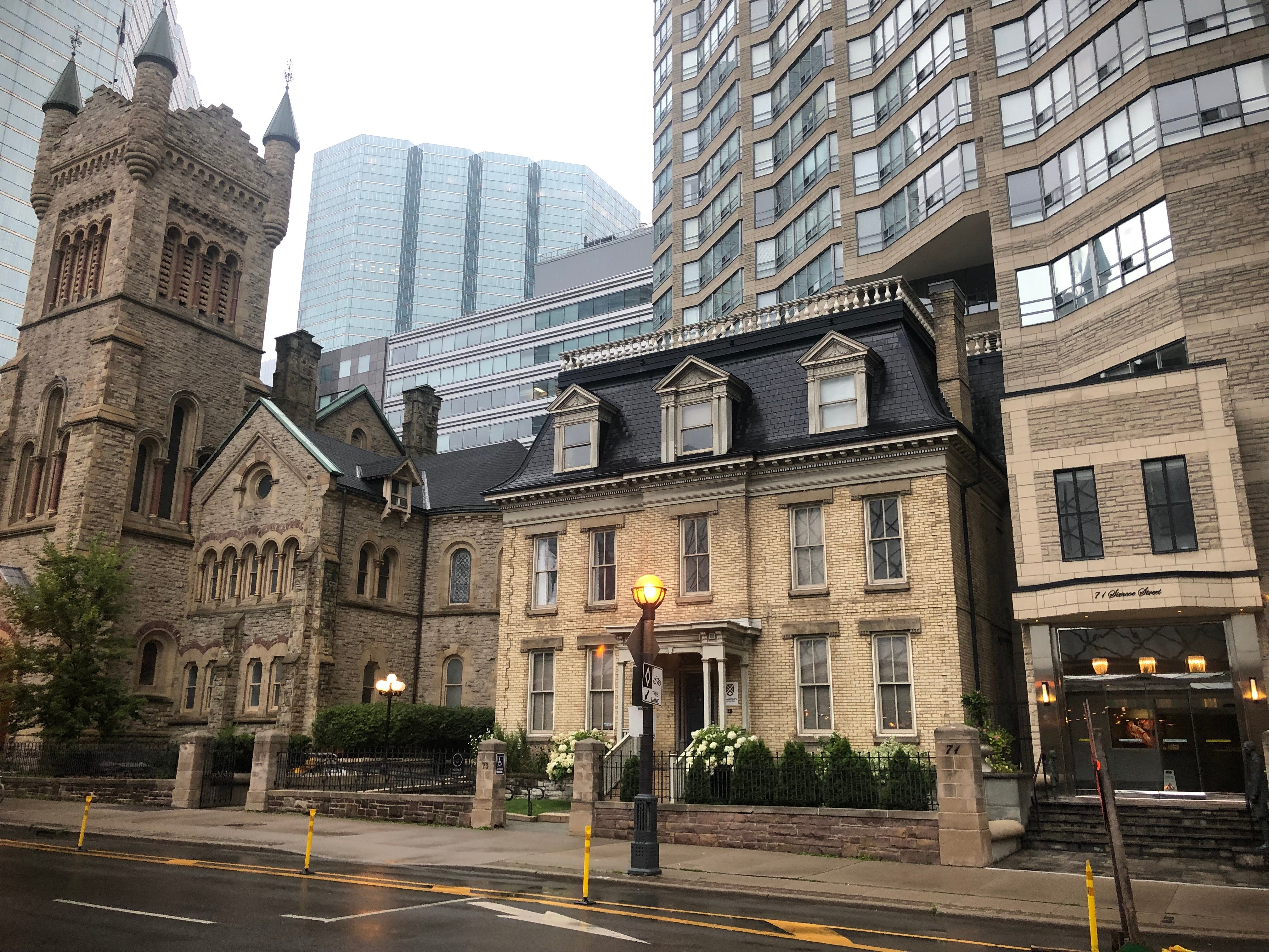 history museums in toronto