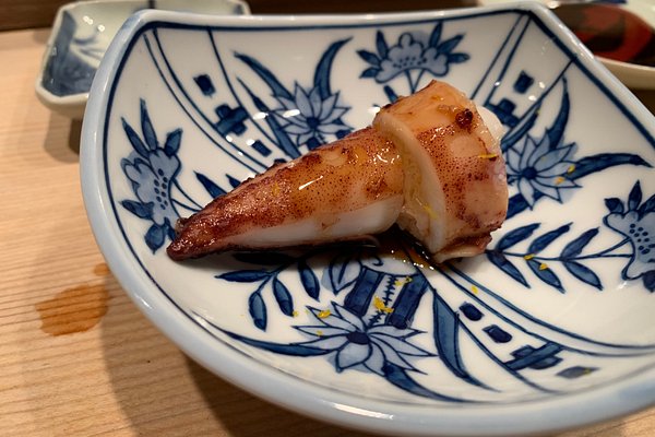 https://dynamic-media-cdn.tripadvisor.com/media/photo-o/18/d8/75/0f/5th-course-ginza-sushi.jpg?w=600&h=400&s=1