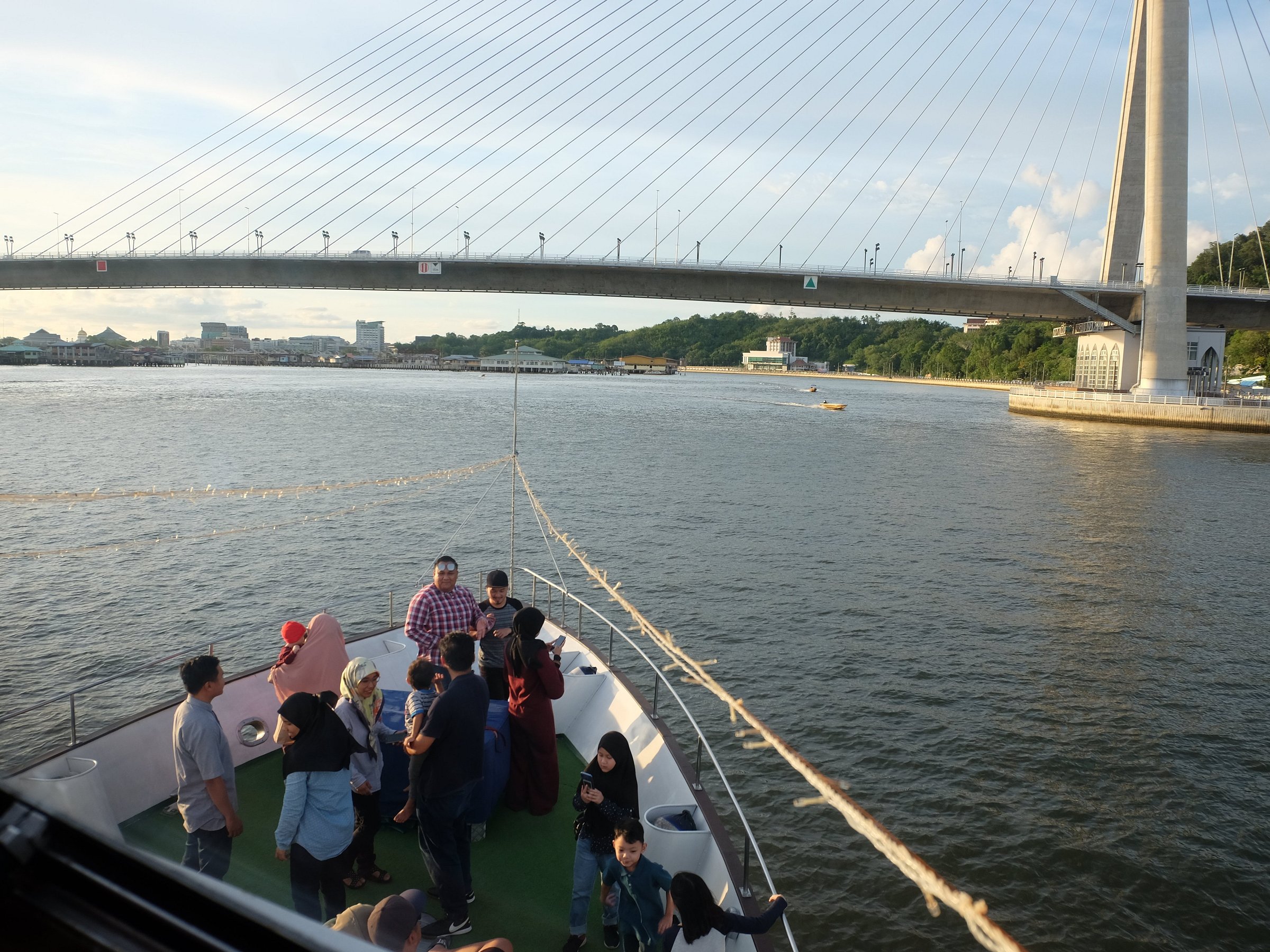 brunei river cruise photos