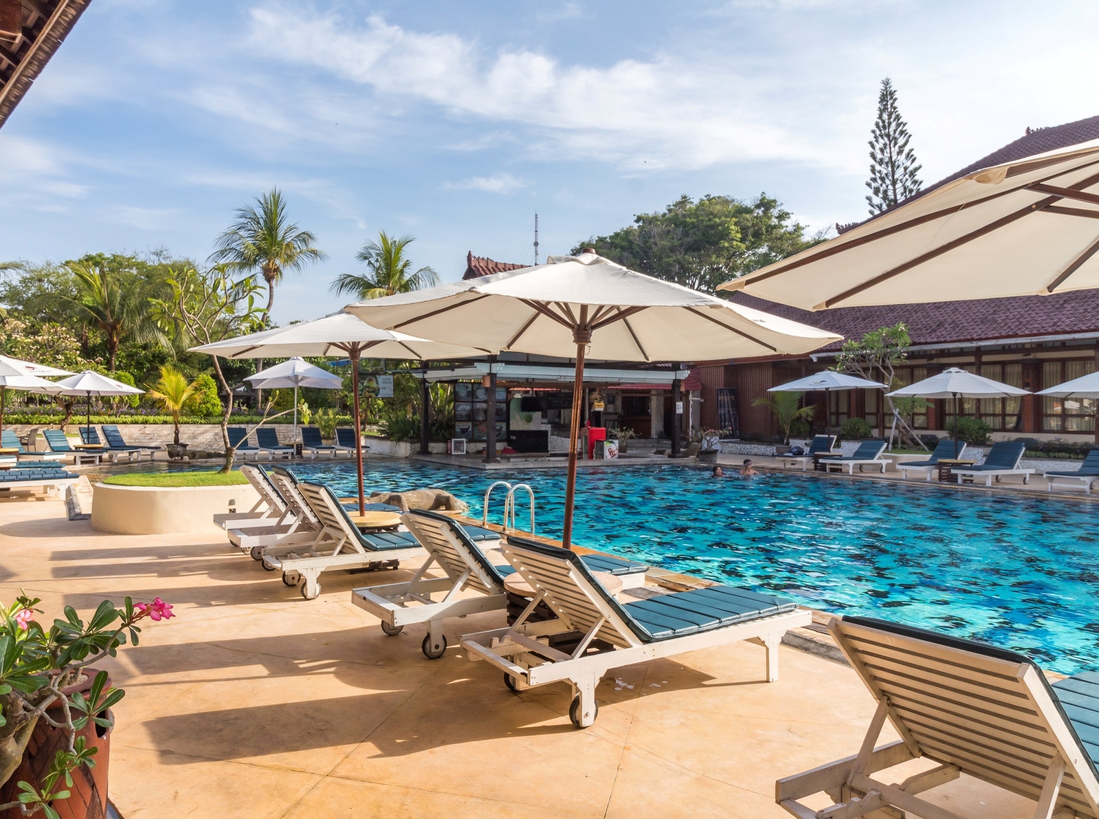 10 Hotel Terbaik Dekat Pantai Kuta - Bali - Tripadvisor