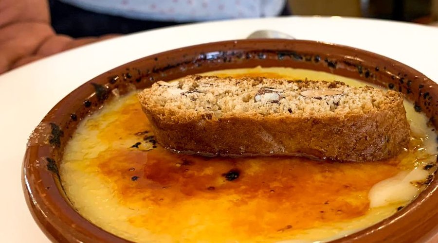 
Sempre hi ha lloc per al dolç 🍮
🥄Elaboracions casolanes per a posar el fermall d'or a la vostra visita a #LoPatiDelsFlamencs 🍽️
📲635393012
➡️Obrim de 08:00h a 18:00h
