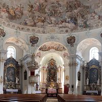 Die Pfarrkirche von innen