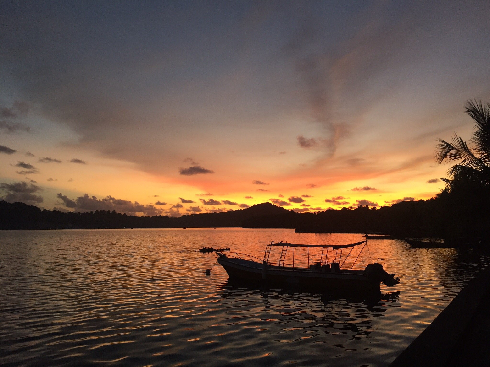 Kota Tua Banda Neira (Bandar Neira, Indonesia) - Review - Tripadvisor