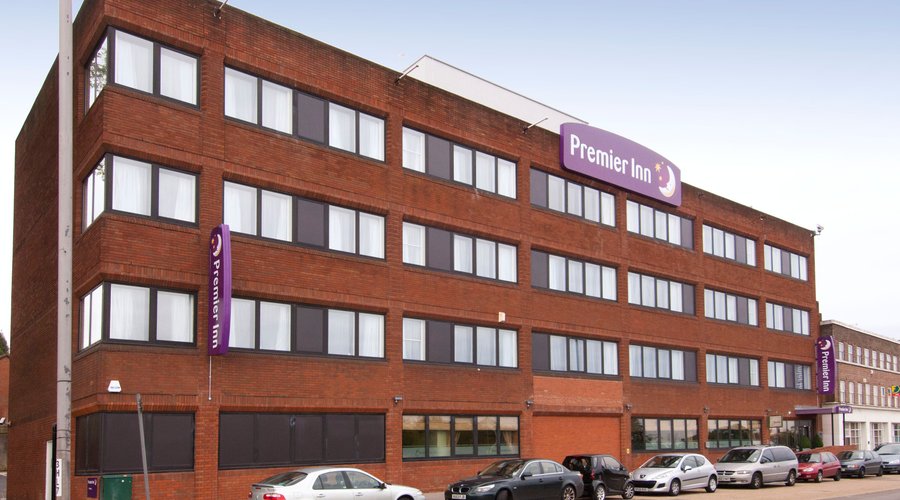 Premier Inn London Hanger Lane exterior