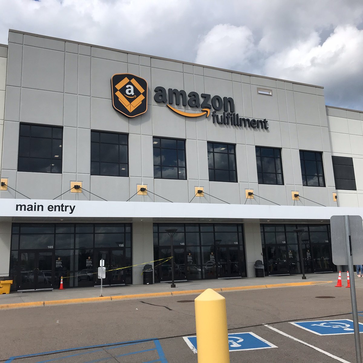 MSP1: Amazon Fulfillment Center Tour - 사코피 - MSP1: Amazon Fulfillment ...