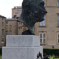 Détail du buste