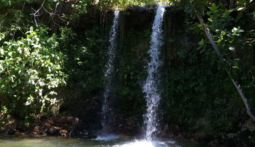 Um dos atrativos dos roteiros da nossa agência. A cacheoira das araras é linda com seu tom esverdeado e com toda a paisagem que tem a sua volta!  Venha conhecer conosco esse Paraíso 