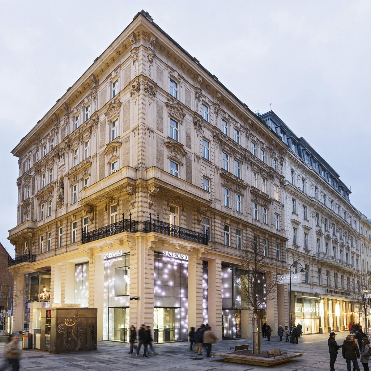 Swarovski Kristallwelten Store Wien - All You Need to Know BEFORE You ...